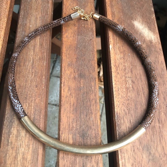 NEW Brown leather and gold choker necklace